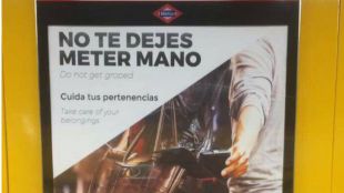"No te dejes meter mano": la última campaña de Metro, acusada de sexista