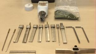 Incautado un 'kit' de herramientas para la apertura de cerraduras