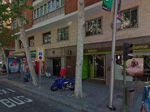 Dos individuos atracan una sucursal de Bankia mediante la técnica del butrón