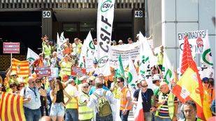 La DGT intenta evitar la huelga de examinadores