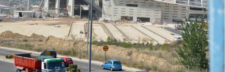 Miles de aficionados accederán al nuevo estadio del Atlético en autobús.