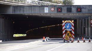 Corte de tráfico en el túnel de la avenida del Planetario.