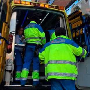 Muere al volcar su coche en Villanueva de Perales