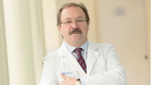 “Muchos hombres siguen siendo reticentes para ir al urólogo y acuden cuando ya hay un problema”