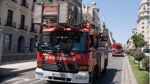 El Ayuntamiento convoca 75 plazas para bomberas y bomberos conductores especialistas