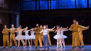 Así llega el 'finde': coches antiguos, amuletos y musicales