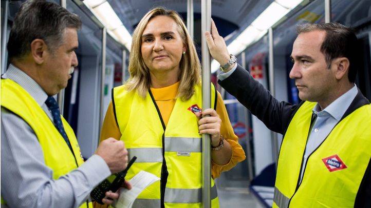 Rosalía Gonzalo, en un simulacro en Metro de Madrid.