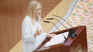 Cifuentes anuncia deducciones en el IRPF a familias y jóvenes