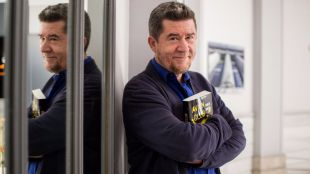 Carlos Santos presenta su nuevo libro en el Ateneo