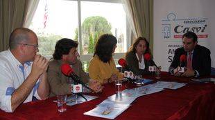 Juan Luis Yagüe, director del International American School Casvi Tres Cantos; Virgina Caballero, coordinadora de PEP y PAI de Bachillerato Internacional; Jaime Adrada, director de La Brújula del Norte y Rodrigo Marín, director comercial del Boletín Tricantino.