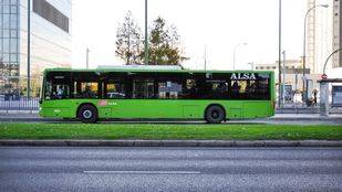 Continúa la huelga de trabajadores de Irubus que conecta con la Sierra Oeste de Madrid