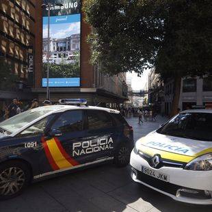 Grababa torturas a su hijo como chantaje a la madre