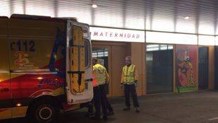 Una mujer da a luz a un niño en el arcén de la M-50