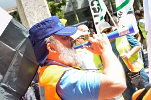 Expectación ante la reunión entre examinadores y DGT el próximo martes