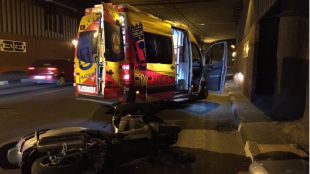 Muere un motorista tras caerse en un túnel de Fuencarral