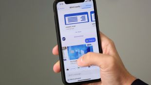 BBVA permite enviar dinero a otros móviles a través de la voz y vía 'chatbots'