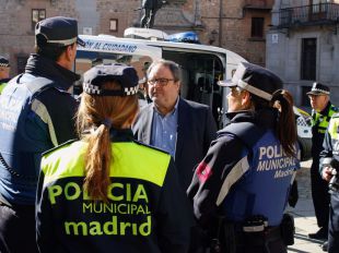 Identificados tres de los policías que amenazaron e insultaron a Carmena