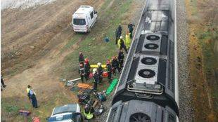 Más de 20 heridos al descarrilar un tren en Sevilla