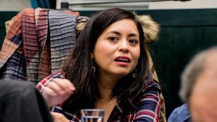 Cibeles 'echa' a Rommy Arce