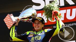 Ana Carrasco, primera mujer que gana una prueba de moto