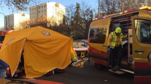 Herida grave tras ser atropellada en Usera