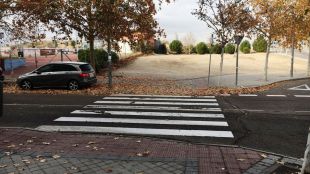 Niños y mayores, en peligro por un 'descampado verde' en Barajas