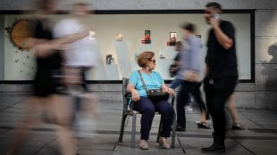 "El barrio se hace mayor y queremos cuidarlo"