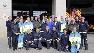 Cifuentes visita los servicios de emergencias de la Comunidad