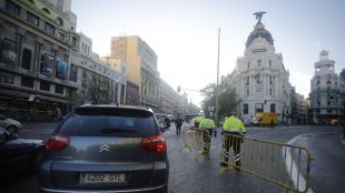 Los coches de no residentes vuelven a la Gran Vía