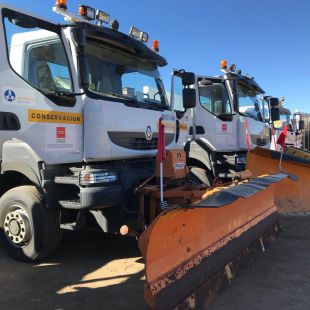 Precaución en varias carreteras y nevadas esta tarde