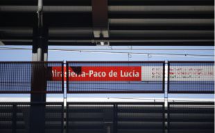'Encerrados', con estación de tren y sin parada