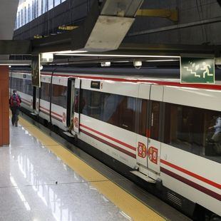 Fomento avisará por alertas de Twitter de las incidencias del Cercanías