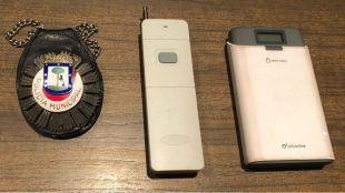 Aparatos que utilizaba el detenido para robar en coches.