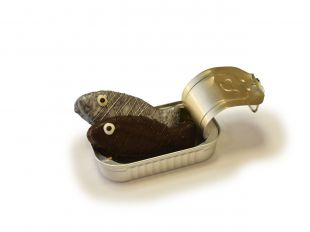 Más de 70 pastelerías venden la sardina de chocolate