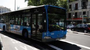 Ocho heridos en un choque entre un autobús y un coche en Cuzco