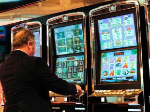 Debate por alejar las casas de apuestas de los jóvenes