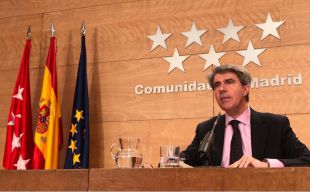 Sol contraataca: del "machismo" de Granados al "oportunismo" de la oposición