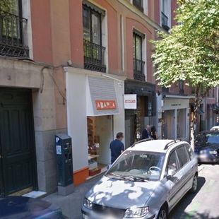 Butrón en Chueca y botín de medio millón