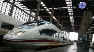 Renfe vuelve a lanzar billetes de AVE a 25 euros