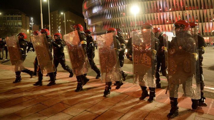 Imagen del dispositivo desplegado por la Ertzaintza.