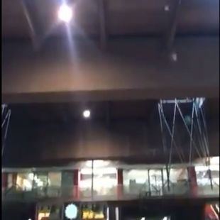 La lluvia se cuela en los andenes de Atocha