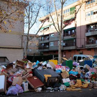 Suspendida la adjudicación de recogida y limpieza de basura en Parla