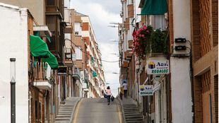 Imagen de archivo de una calle de Alcorcón.