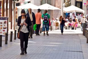 Las madrileñas, las que más llaman al 016