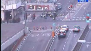 Tráfico parcial en el túnel de Sor Ángela de la Cruz