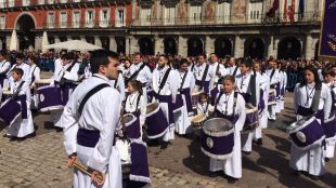 La Semana Santa se despide con la tradicional tamborrada