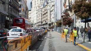 Primera noche de trabajos en la Gran Vía: aquí, las alternativas