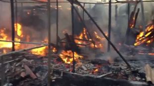 Herido grave tras el incendio de ocho infraviviendas