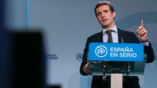 Casado muestra sus trabajos y reconoce que no fue a clase