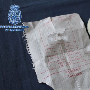 Tres detenidos por colocar cámaras ocultas para robar